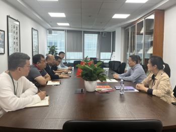President of Wenzhou Foreign Trade Enterprises Association visited Donnor Exhibition
