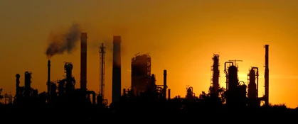 Polish Refiner Cancels Venezuelan Oil Deals as Sanctions Window Closes
