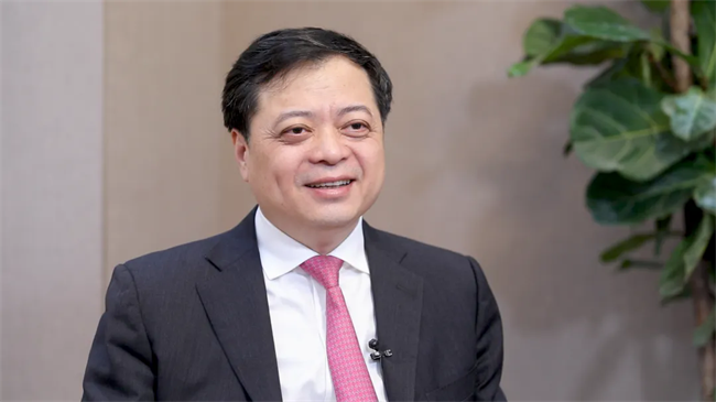 南存輝：民營經(jīng)濟(jì)促進(jìn)法為民營經(jīng)濟(jì)發(fā)展提供堅(jiān)實(shí)法治保障