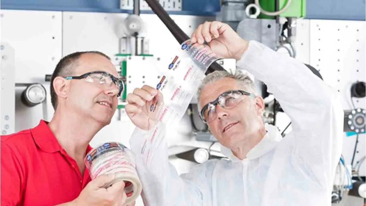 henkel.jpg henkel.jpg