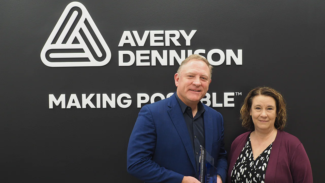 aimaward.jpg aimaward.jpg