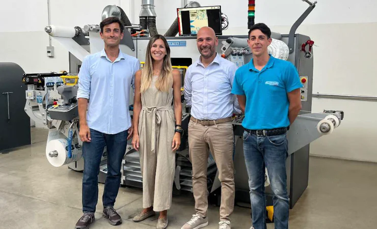 Filippo-and-Nicole-Salati-of-Pubbli-Service-with-Diego-Casagrande-and-Luca-Ponzoni-of-Cartes-740x450.png Filippo-and-Nicole-Salati-of-Pubbli-Service-with-Diego-Casagrande-and-Luca-Ponzoni-of-Cartes-740x450.png
