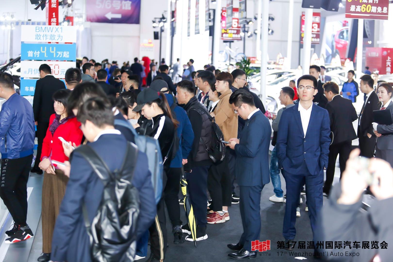 vbox6019__YM_8081_111038_small_v1.JPG