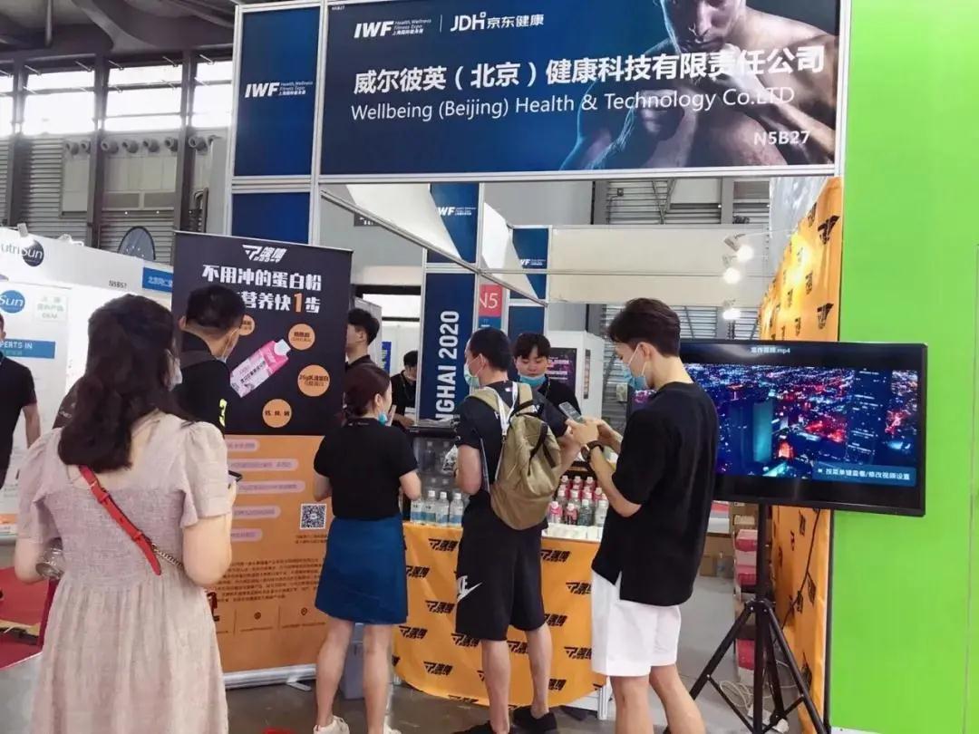 å¨å°å½¼è±.jpg