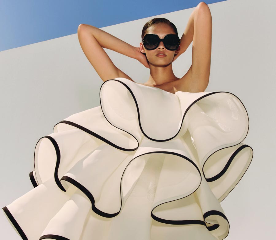 Carolina-Herrera-Sun.jpg