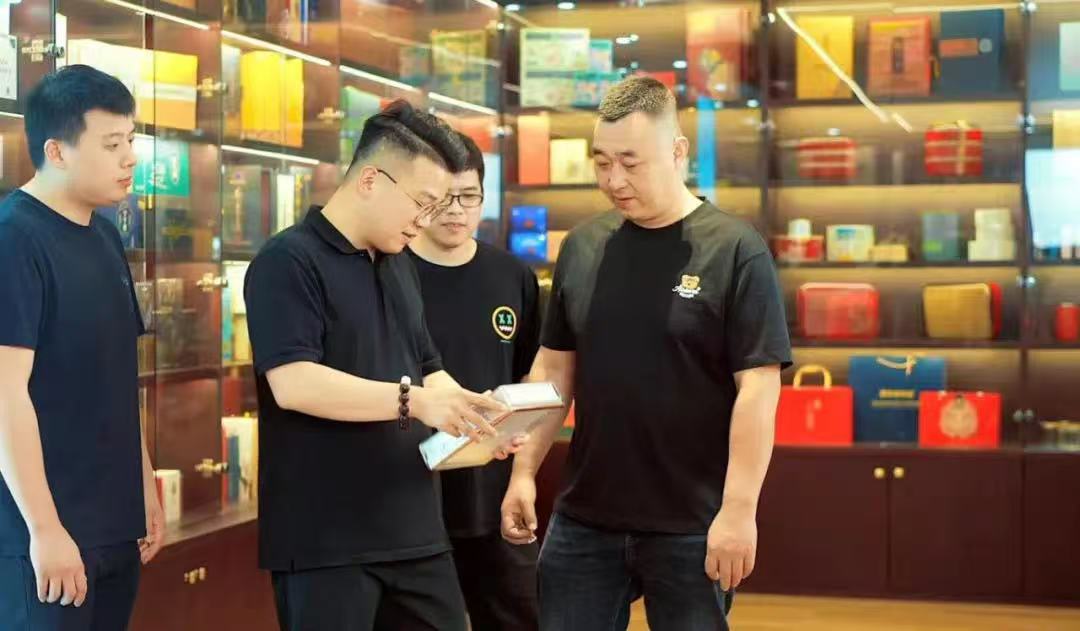 90后陈捷：二代接手包装厂，从500万元到2亿元的跨越