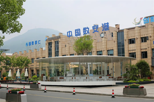 640.webp (1).png