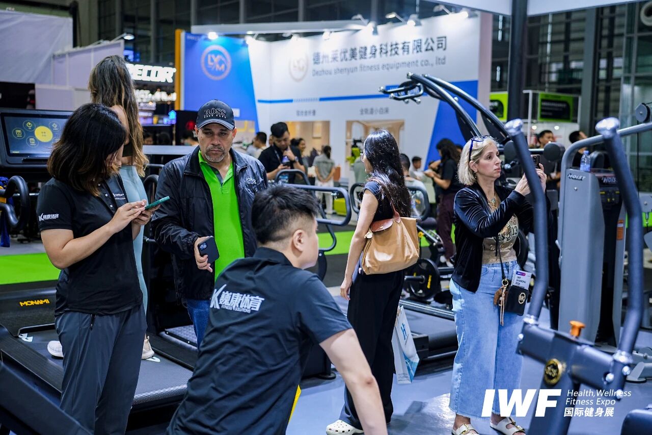 IWF2025æ·±å³å½éå¥èº«å±-åæ»¡è½å¹çåµjpg