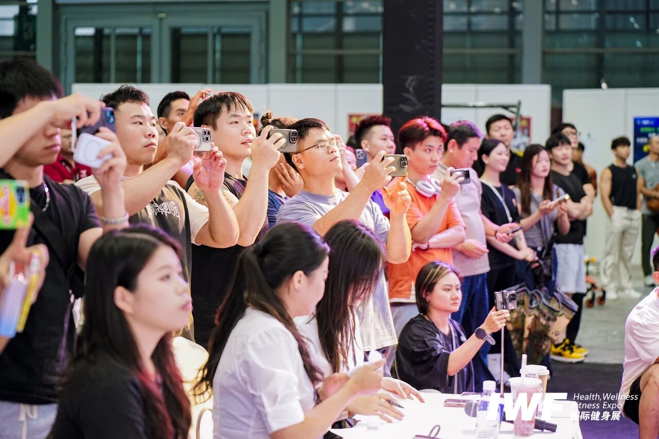 IWF2025æ·±å³å½éå¥èº«å±-åæ»¡è½å¹çåµ.jpg