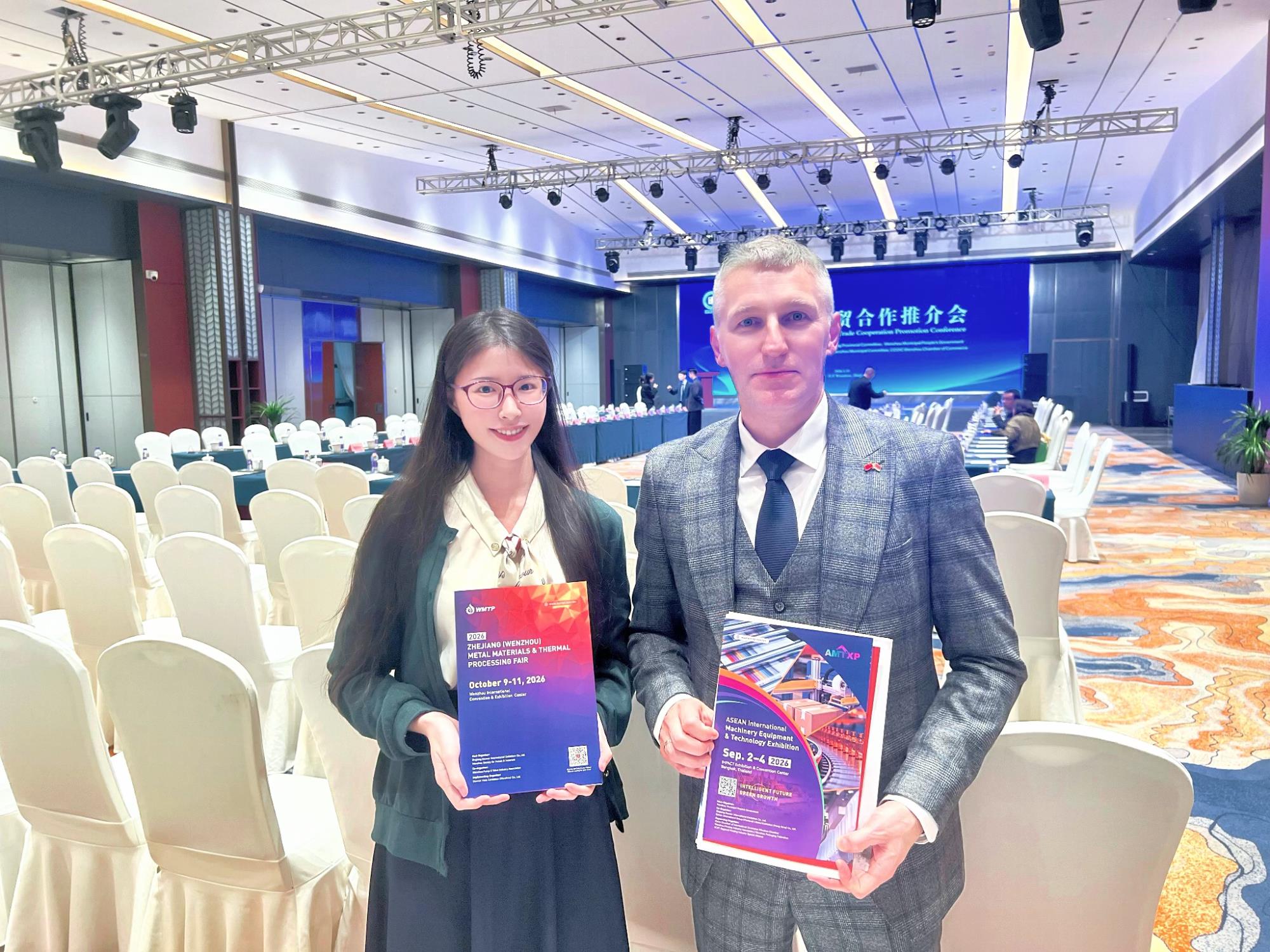 Foreign Consuls Show Great Interest in Zhejiang (Wenzhou) Metal Materials & Thermal Processing Fair